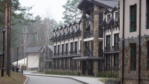Эко Отель ШишкiNN 4*, Чернигов