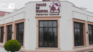 Готель "Cruce De Gustos", Івано-Франківськ